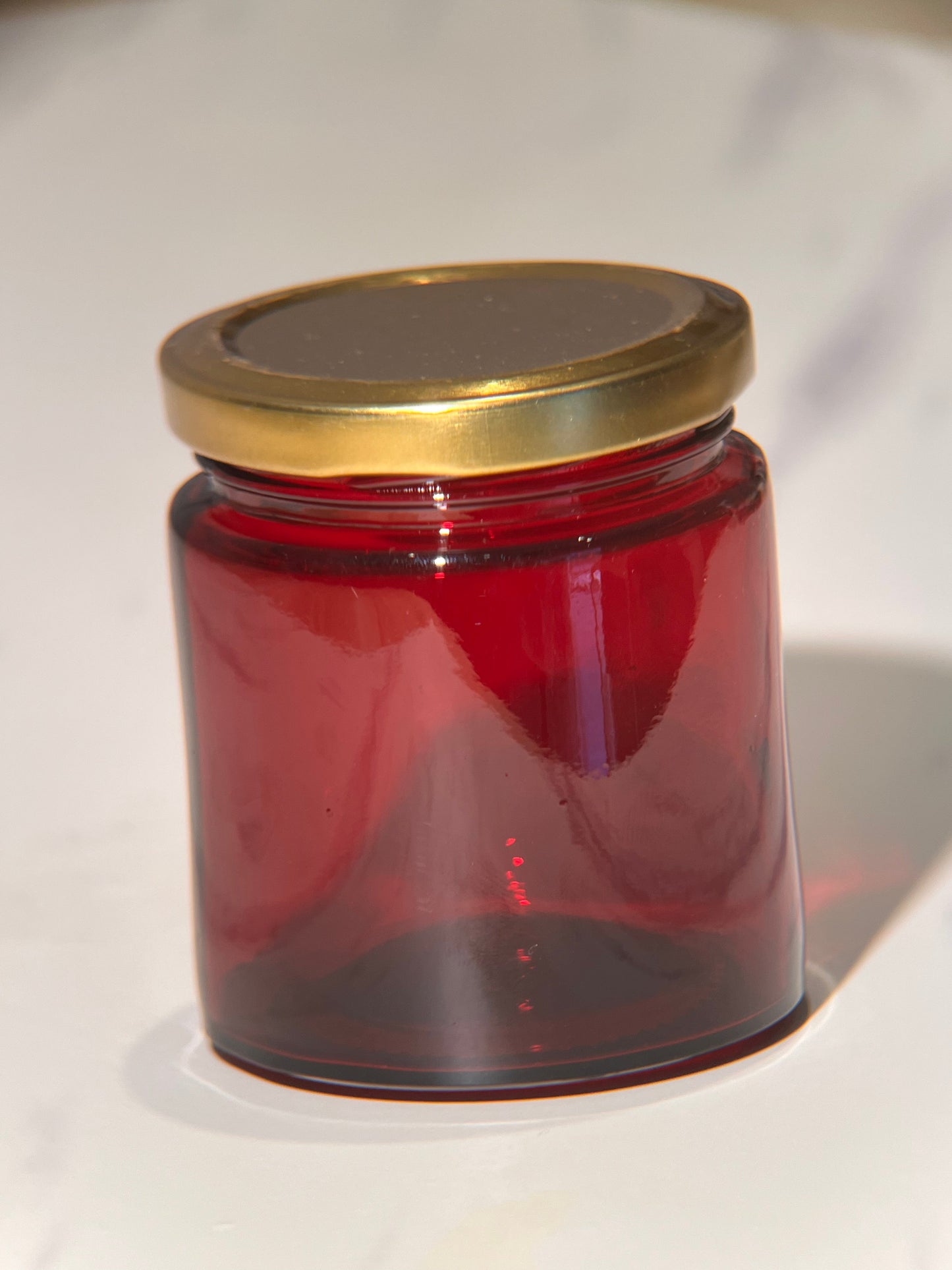 200ml Salsa Red Glass Jar with 63mm Lug Cap (Golden Lid)