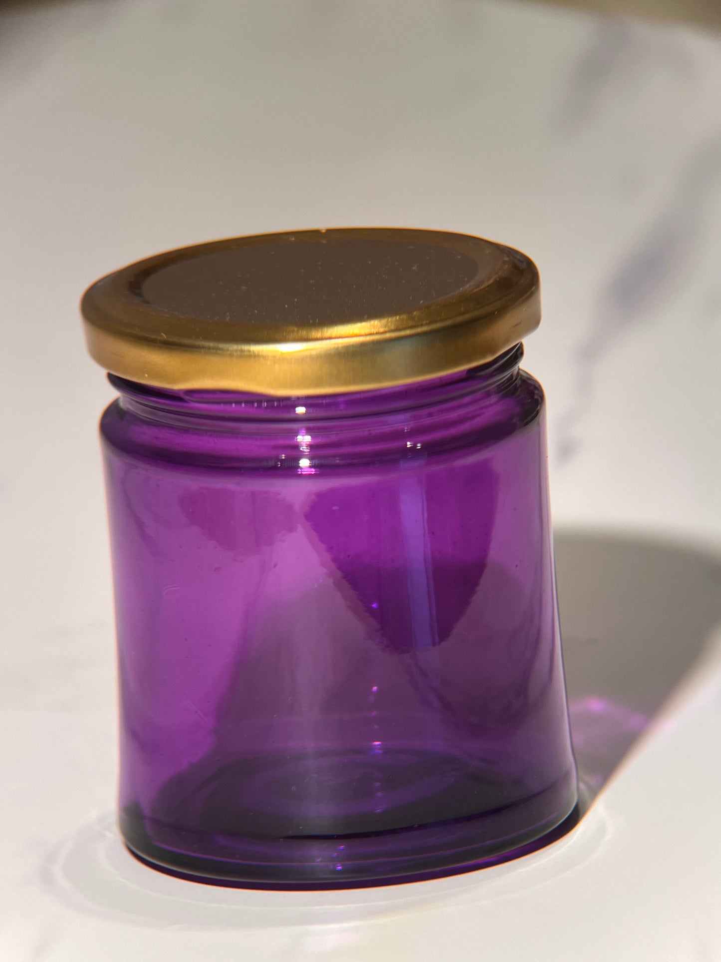 200ml Salsa Purple Glass Jar with 63mm Lug Cap (Golden Lid)