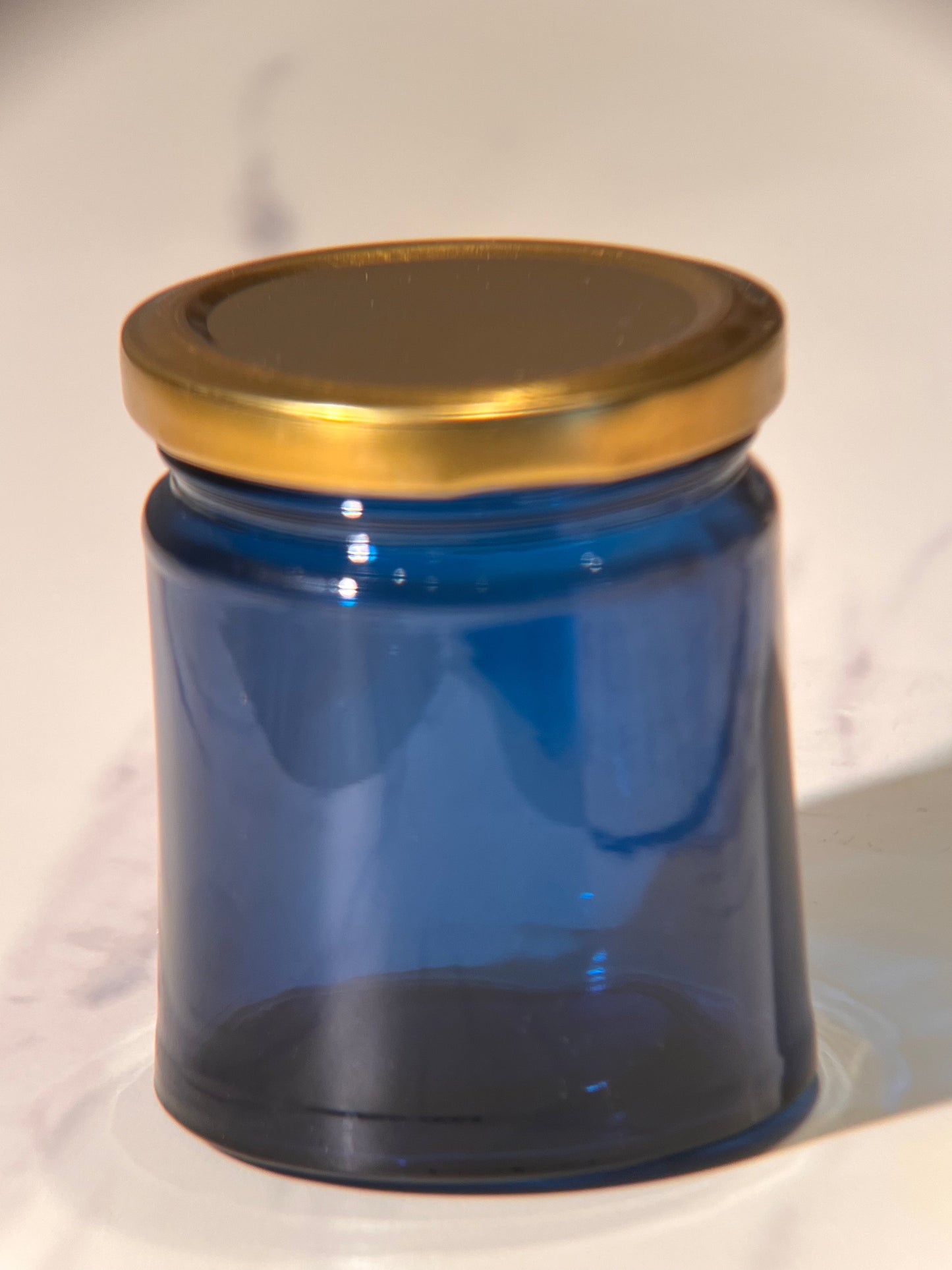 200ml Salsa Blue Glass Jar with 63mm Lug Cap (Golden Lid)